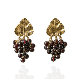 Aretes uvas de granates